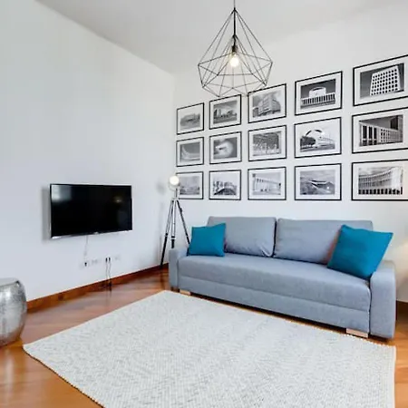 Modern & Stylish Flat Near Piazza Della Repubblica בית נופש רומא