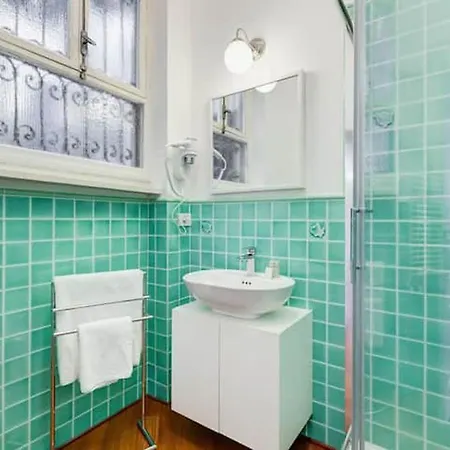 בית נופש Modern & Stylish Flat Near Piazza Della Repubblica